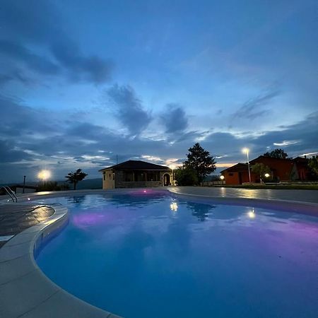 Truni Farm Country House Bed and Breakfast Bisaccia Buitenkant foto
